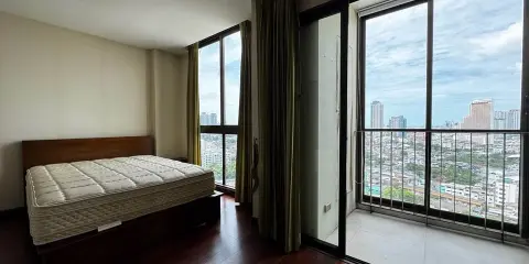 ขาย Ideo Sathorn-Taksin ห้องน่าอยู่ มาพร้อมเฟอร์และสิ่งอำนวยความสะดวกครบครัน รีบจองด่วนๆเลย