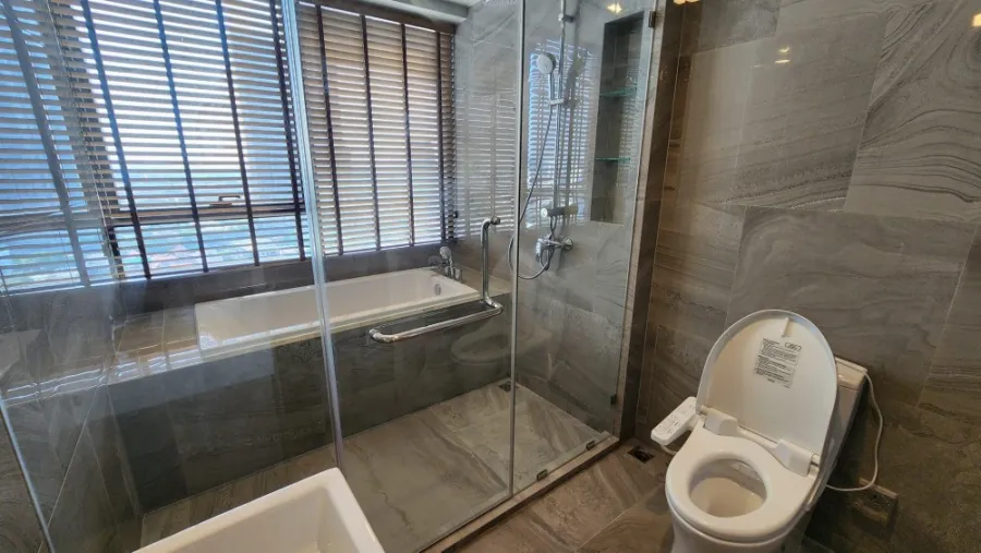 For rent, Ideo Q Sukhumvit 36, 19th floor, Chao Phraya River view, beautiful room, inviting, I can say that it's the best, book now.