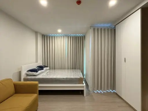 ให้เช่า Aspire Ratchayothin ห้องสตูดิโอ มาพร้อมเฟอร์และเครื่องใช้ไฟฟ้าครบครัน จองด่วน