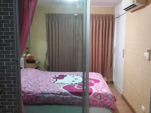For rent, Den Condo Vibhavadi, at a very affordable price, right at this condo. Hurry up to reserve now.