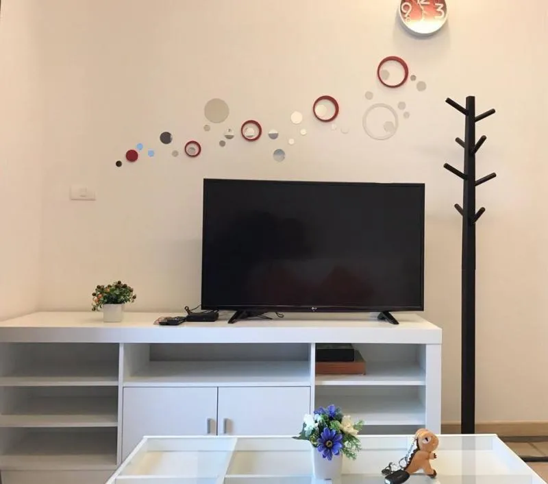 ให้เช่า THRU THONGLOR CONDO ห้องสวย แต่งครบ เฟอร์จัดเต็ม บอกเลยว่าคุ้มสุดๆๆ รีบจับจองกันด่วนๆๆ