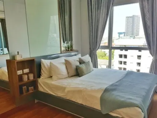 For rent, Lumpini Park, Vibhavadi-Chatuchak, New CBD, north, see 2 sides, hurry up.