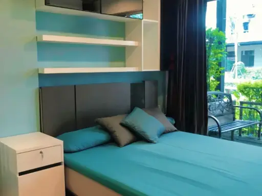 For sale: Lathampini Ville On Nut-Pattanakarn, 1st floor room, next to the garden, very shady atmosphere, complete with electrical appliances. If you