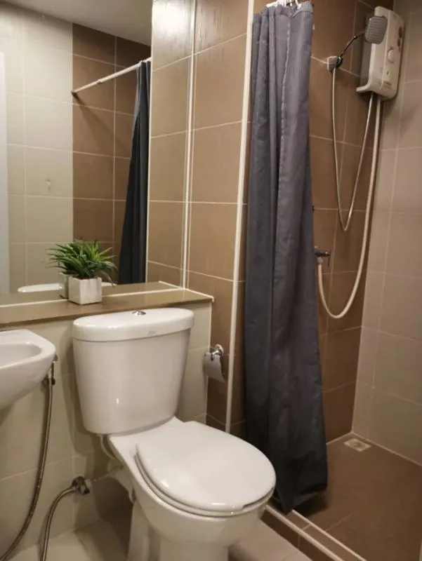 ขาย THE PRIVACY ลาดพร้าว เสนา ห้อง 1 BEDROOM วิวสระ ติดถนนหลักใหญ่ เดินทางสะดวก ด่วน