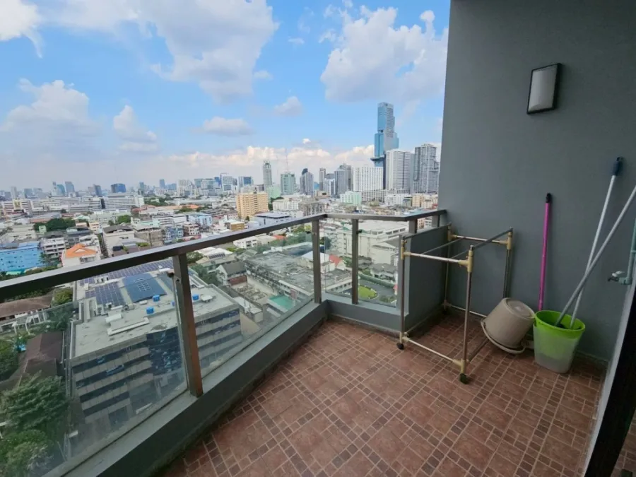 For rent: Supalai Premier Ratchathewi, 17th floor, fully furnished, very livable. Book now!