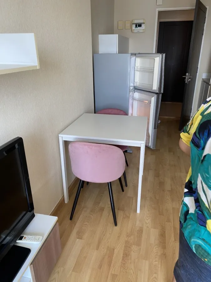 For rent: Casa Condo Asoke-Din Daeng, high floor, good view, complete built-in furniture. Don't wait, hurry and book now.