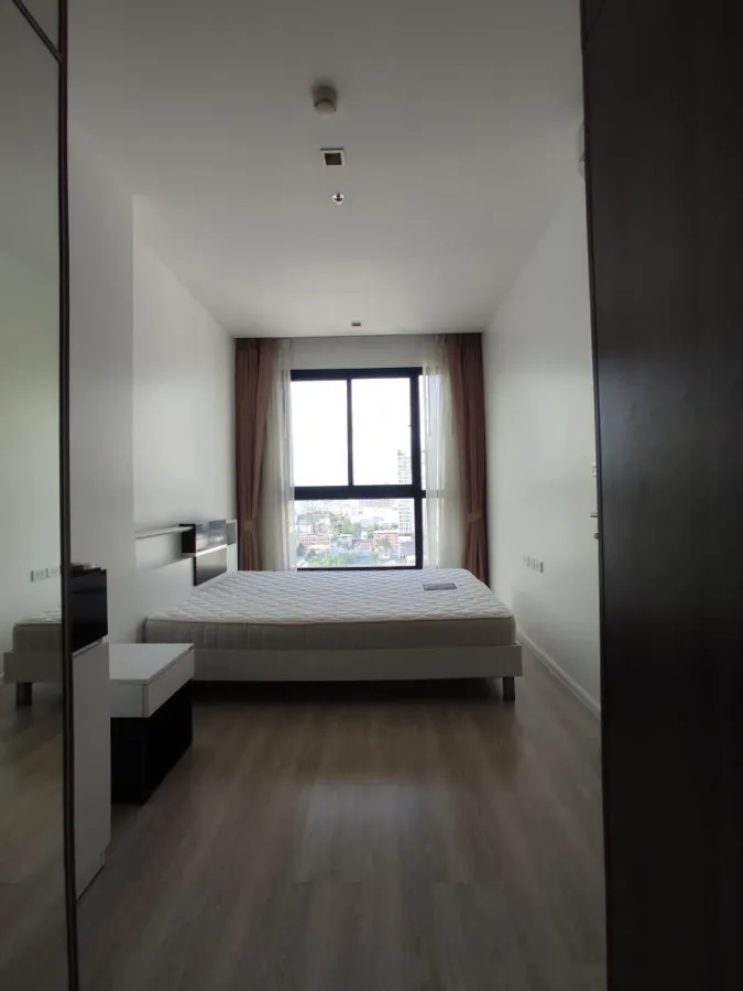 ห้องดีมาแล้วจร้า ให้เช่า Quinn Condo 1 ห้องนอน เฟอร์นิเจอร์ครบสุดๆ มาแต่ตัวเข้าอยู่ได้เลยจ้า