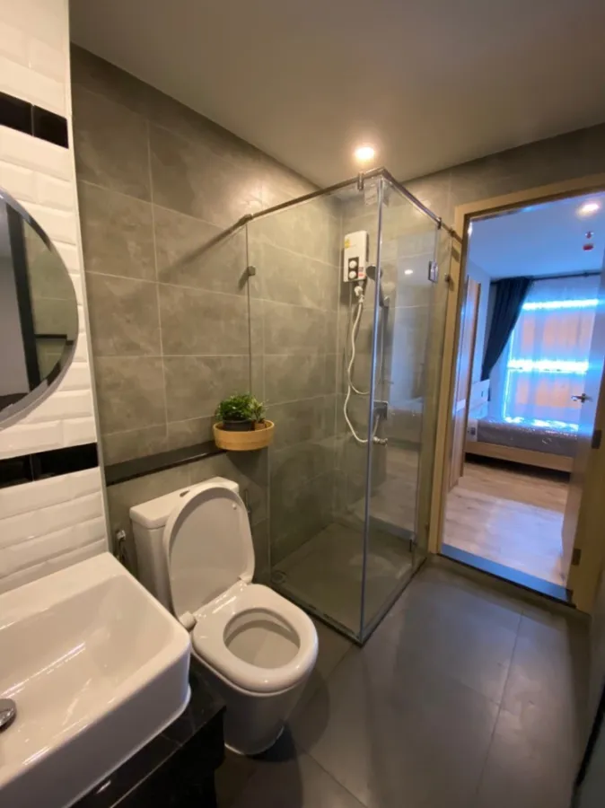 For rent!! Brix Condominium, 17th floor, fully furnished + electrical appliances, ready to move in, next to MRT, don't miss it!!