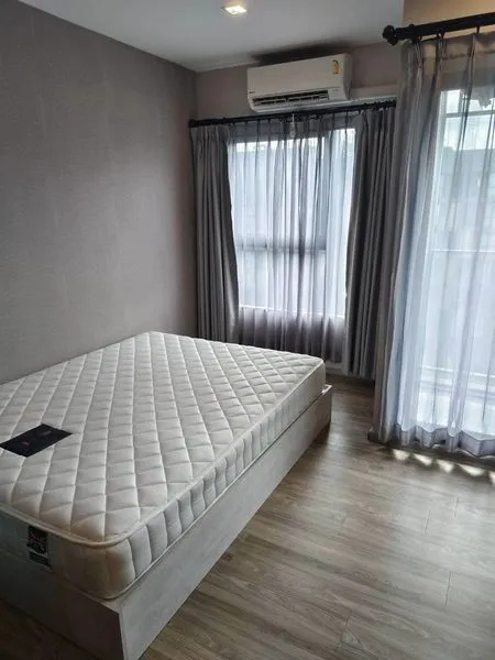 ให้เช่า ริชพาร์ค เทอมินอล พหลโยธิน 59 ชั้น 6 ขนาด 29.5 ตร.ม. แต่งวอลเปเปอร์สีเทาทั้งห้อง พร้อมอยู่!!