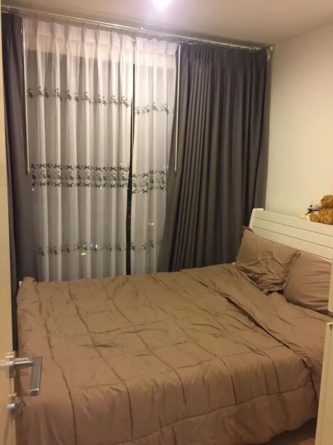 Condo for rent, The Base Rama 9, 1 bedroom, 1 bathroom, pool view, tone control room, first come first served, book now.