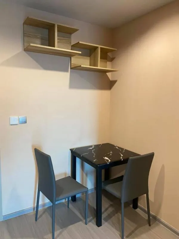 For rent, Life Ladprao, 1 bedroom, 1 bathroom, new furniture, full set, great view, book now, you will regret it.