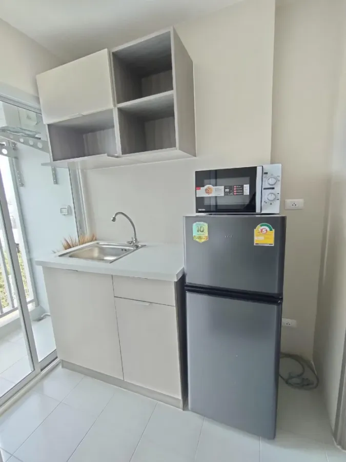 For rent: Be Condo Paholyothin, 4th floor, nice room, fully furnished, reserve now, don't miss out!