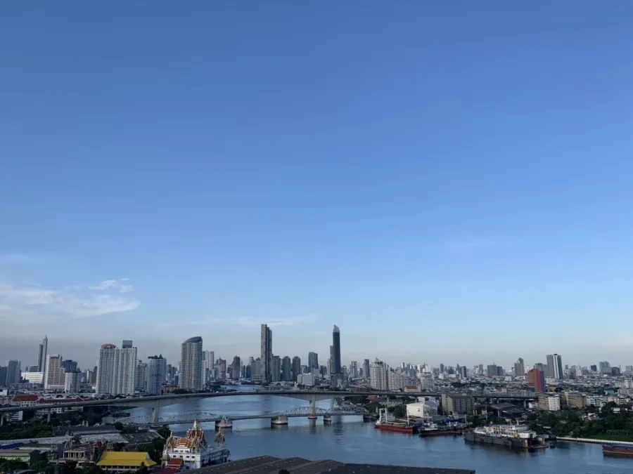 Selling Niche Mono Charoen Nakorn, high-floor unit. Comfortable living space and complete amenities. Book now before it's too late!!!