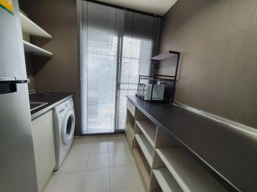 Sell/rent Aspire Ratchada-Wongsawang The corner room is private and not connected to other rooms. Live as a family comfortably. Hurry up to reserve.