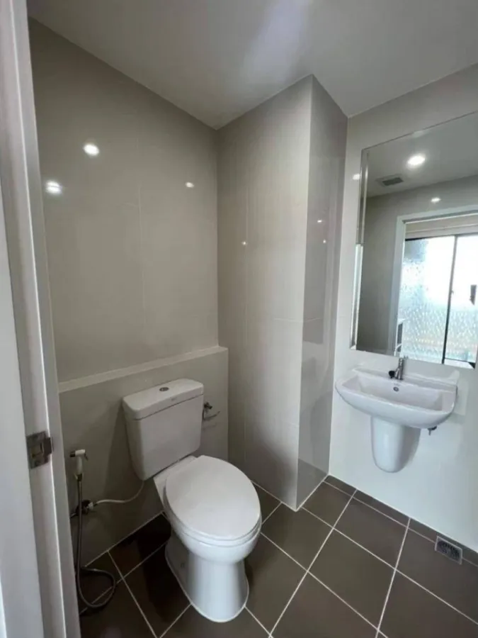 Selling Lesto Sukhumvit 113, empty room, 8th floor, good price, decoration line, room must hurry and reserve now, don't miss it
