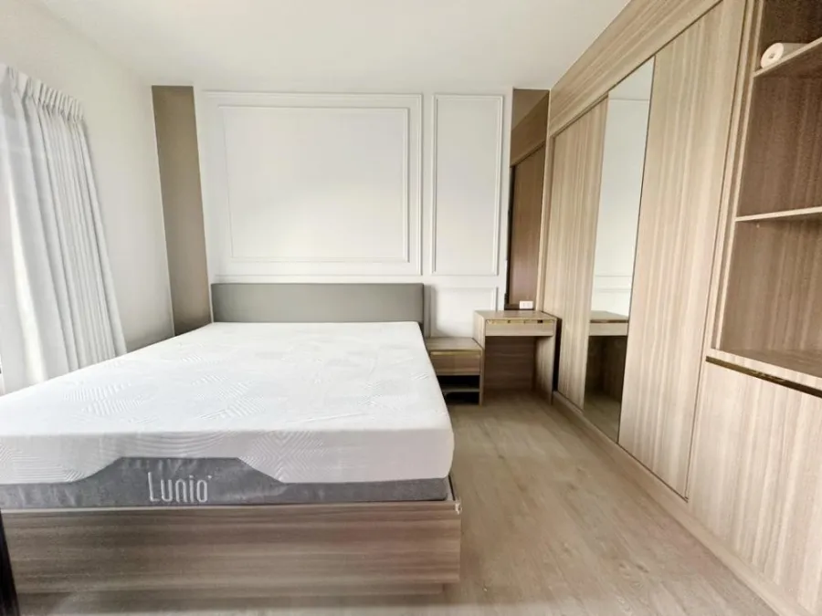 Sell Altitude Unicorn Sathorn - Tha Phra, 9th floor, decorated in white tones, everything is complete, very livable, book now.