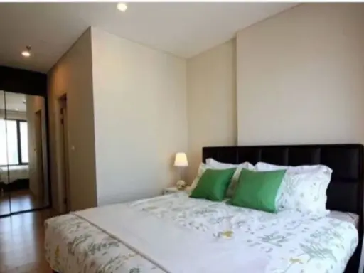 For rent: Villa Asoke, 1 bedroom, 1 bathroom, fully furnished, just bring your bags and move in.