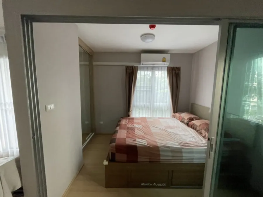 For rent, Plum Condo Chaengwattana Station, 5th floor, Building C, private corner room, new room, fully furnished.
