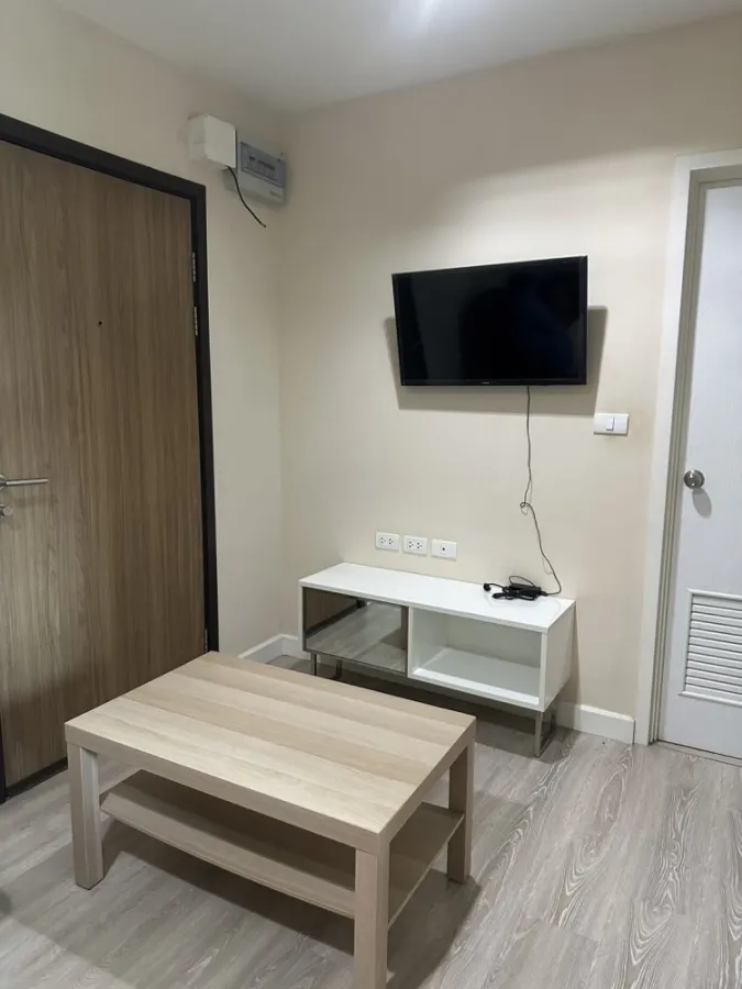 Urgent sale!! Condo Metro Luxe Kaset, 3rd floor, Building B, fully furnished room, good price, ready to move in, hurry and reserve now!!