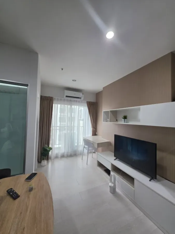Condo for rent, The Prodigy Phetkasem 62. Nice room, spacious living area, complete amenities. Move in soon!