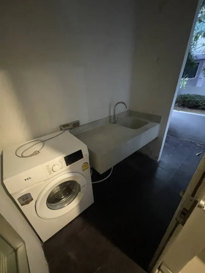 ให้เช่า A Space Sukhumvit 77 ห้องสตูดิโอ ตกแต่งคุมโทน มาพร้อมเฟอร์และเครื่องใช้ไฟฟ้าครบครัน จองด่วน