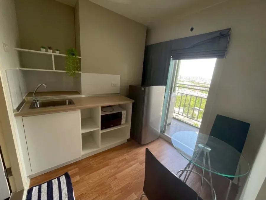Selling Lumpini Ville Nakhon In Riverview, corner unit, less crowded, beautiful city view, fully furnished. Book now!