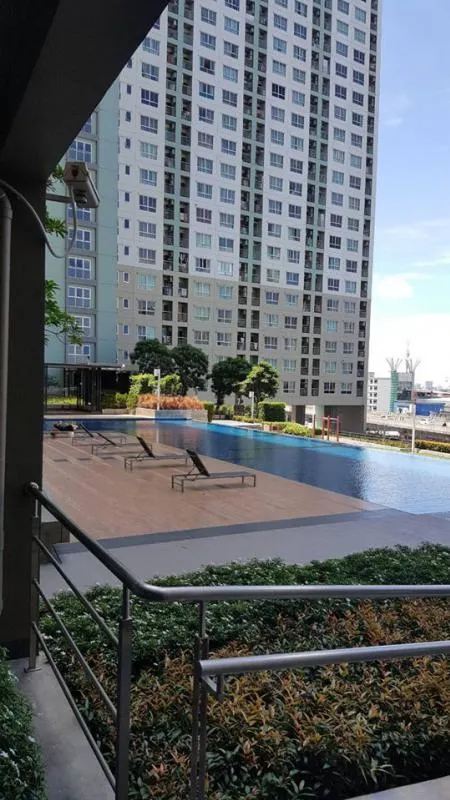 Condo for sale Lumpini Ville Chaengwattana, Pak Kret, corner room, next to the balcony, 180 degree view full river view