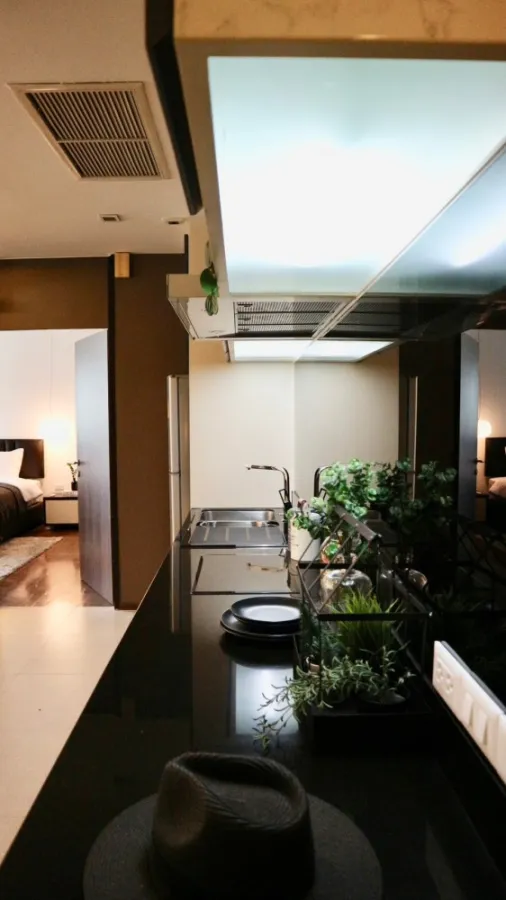For sale for rentNOBLE REMIX, 11th floor, room decorated in Modern style, decorated with good furniture. Hurry and reserve now.