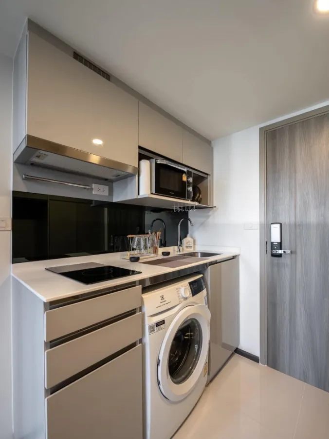 ปล่อยเช่า Knightsbridge Space Ratchayothin ห้อง Duo Space 2 ชั้น แต่งครบ Build-in ทั้งห้อง จองเลย