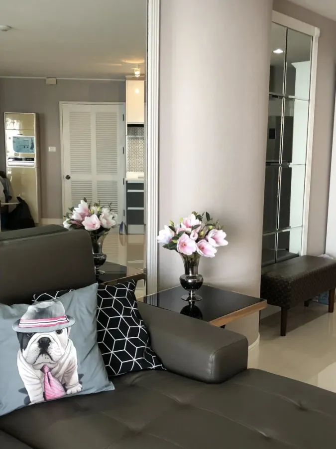 Sky Beach 2-bedroom condo for sale. Spacious living area, great location, fully furnished and equipped with amenities. Book now!