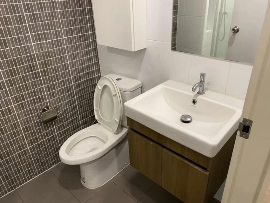 Condo for sale in a prime location Kave Condo comes with furniture. You can come in. Plus you get a room. Let's reserve it.