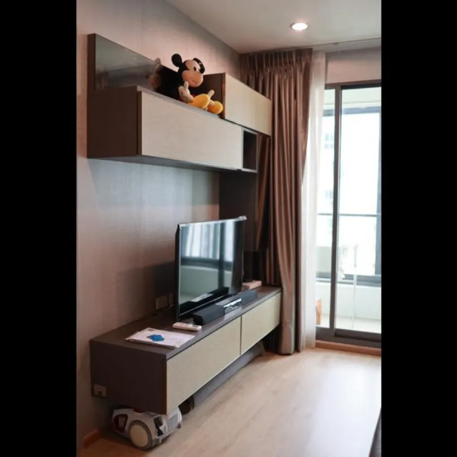 Condo for sale: IDEO Wutthakat, room at the edge, view facing the city Fully furnished + electrical appliances, don't miss it.