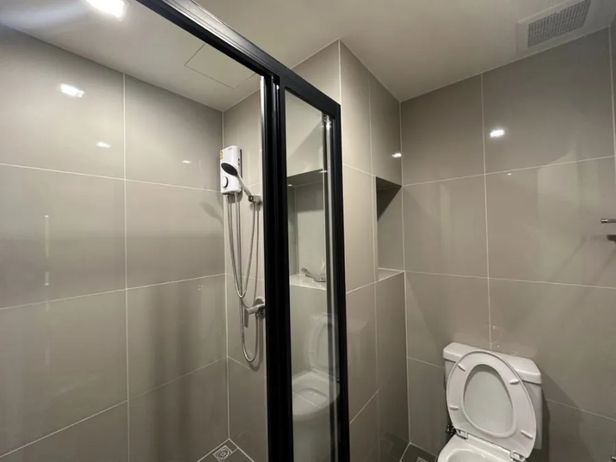 For rent, The Base Phetchaburi-Thonglor, 1 bedroom, 1 bathroom, fully furnished with Index furniture. Hurry up to reserve.