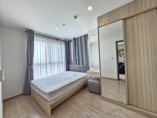 Condo for rent: IDEO O2, large room, comfortable living, 14th floor, pool view, convenient, complete in one place. Don't miss it, you'll regret it.