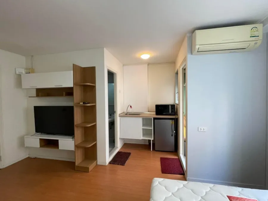 For rent Lumpini Condotown Chonburi - Sukhumvit 3rd floor, nice room, fully furnished, book now.