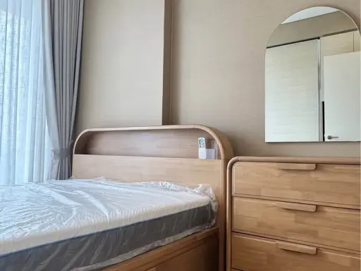 For rent: The Saint Residences, 1 bedroom, 1 bathroom, decorated in a cool color scheme, fully furnished, beautiful view, reserve now!