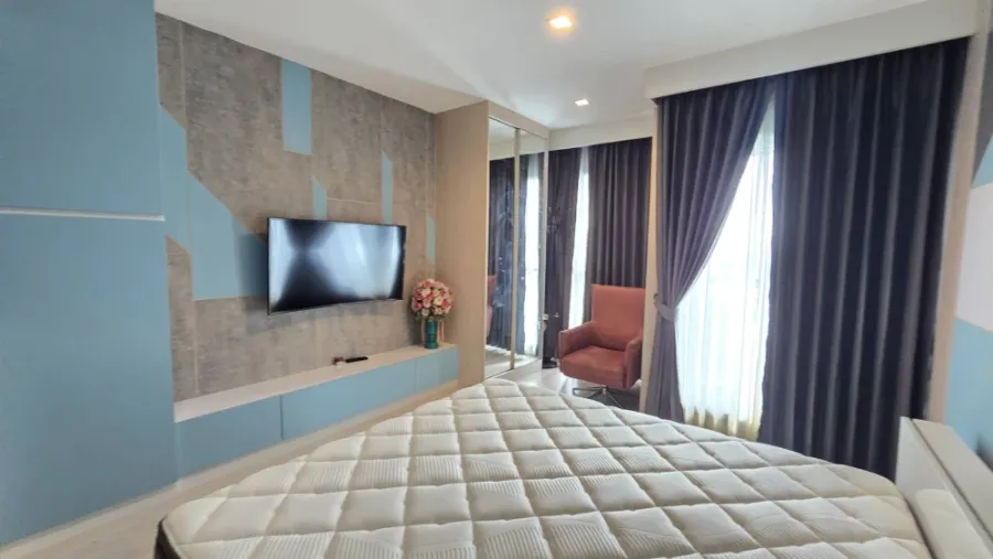 ให้เช่า Rhythm Rangnam เฟอร์นิเจอร์บิ้วอินครบ ชั้น 12 ห้องวิวบีทีเอส แบบนี้ต้องจอง