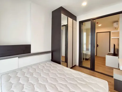 Condo for rent: The Stage Mindscape Ratchada - Huai Khwang. Beautiful, well-maintained unit, ready to move in. Book now!! images