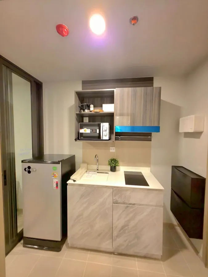 For rent!! Condo Aspire Sukhumvit-On Nut, 10th floor, fully furnished, ready to move in. Reserve now!!
