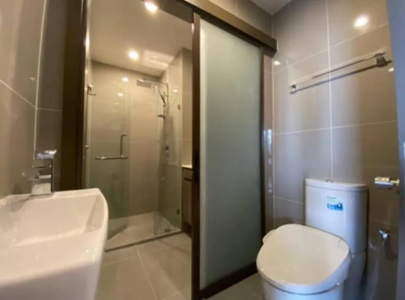Condo for rent, ideo mobi Asok, 2 bedrooms, 1 bathroom, 23rd floor, city view, comes with full facilities, hurry up