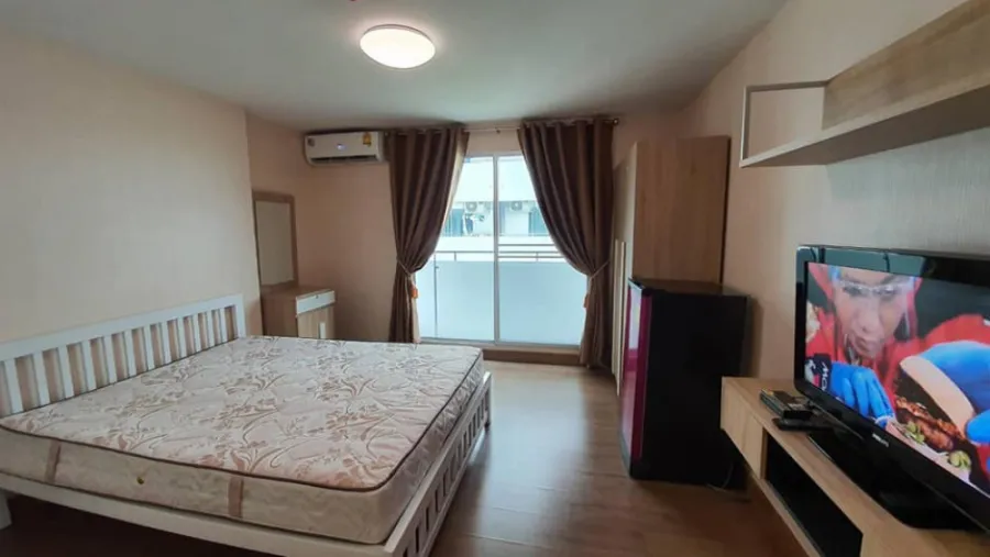 For rent พลัมคอนโด พหลโยธิน 89 ห้องกว้าง มีทุกอย่างครบ หิ้วกระเป๋าเข้าอยู่ได้เลยจ้า ด่วนๆเลยน้า