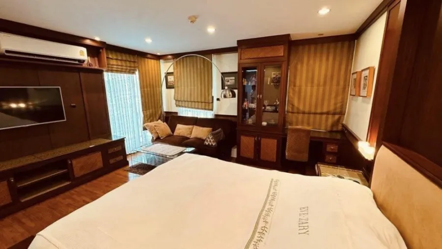 ให้เช่า!! คอนโด บ้าน สิริ สาทร ห้องสตูดิโอ ขนาดกว้างขวางจุใจ พร้อมสิ่งอำนวยความสะดวก จองเลยจ้า!!