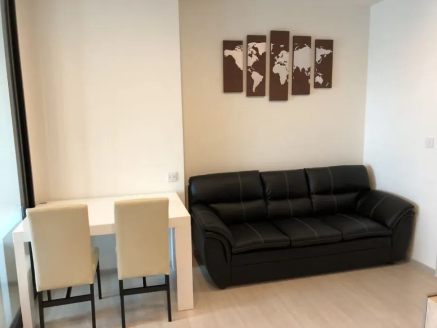 Sell / rent Condo Life Asoke, 16th floor, size 36 sq.m., fully furnished. Fully furnished and ready to move in. Book now.