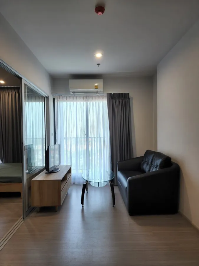 Condo for rent, The Parkland Petchkasem 56, spacious room, comfortable, 19th floor, Supalai garden view There is no building to block the reservation.
