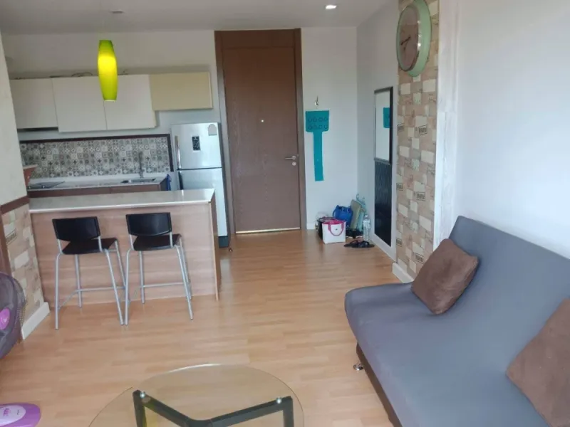 ขาย Green Lake Condo Sriracha ห้องกว้างพื้นที่ใช้สอยเยอะ มาพร้อมเฟอร์และสิ่งอำนวยความสะดวกครบครัน จองเลย