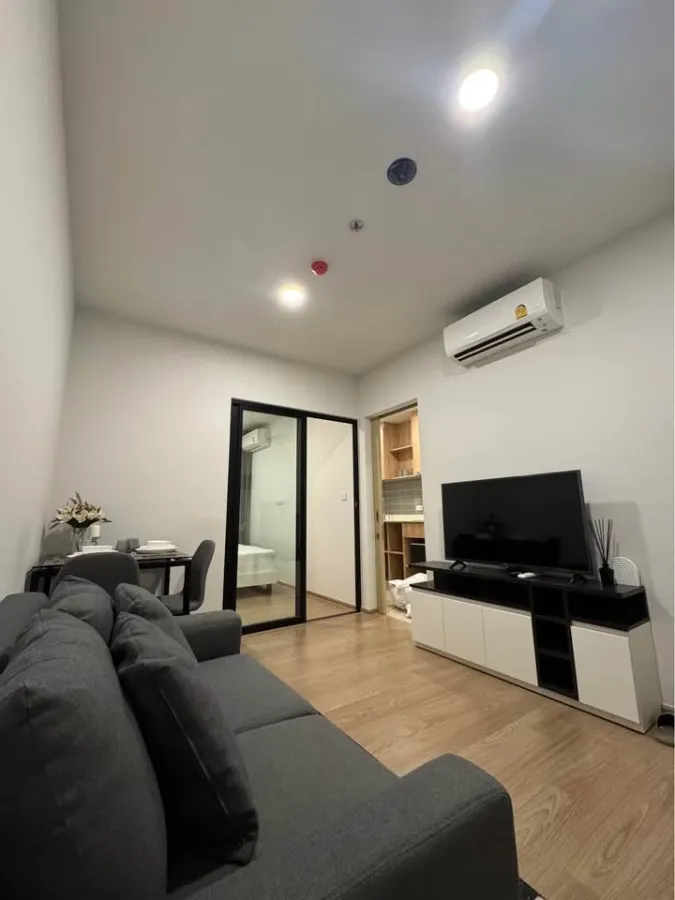 Condo for rent Chewathai Pinklao ห้องพร้อมอยู่ สิ่งอำนวยความสะดวกครบ รีบมาจับจองเลย