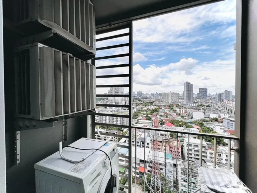 Sell U Delight @ Bangson Station, high floor, city view, no building block, Built-in furniture, book quickly.