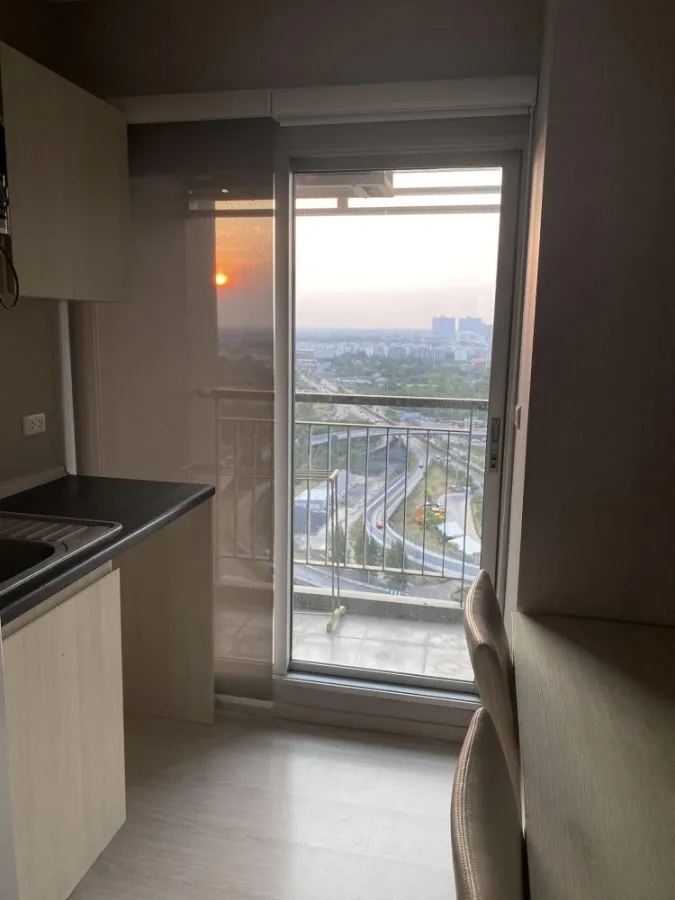 For rent: Aspire Sathorn-Taksin (Timber Zone), north room, beautifully decorated, fully furnished, urgent!!