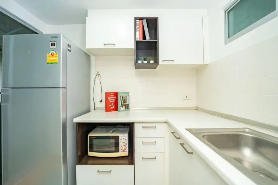 Selling Lumpini Place Rama VIII, 1st floor, garden view, beautiful room, fully furnished and ready to move in. Book now!