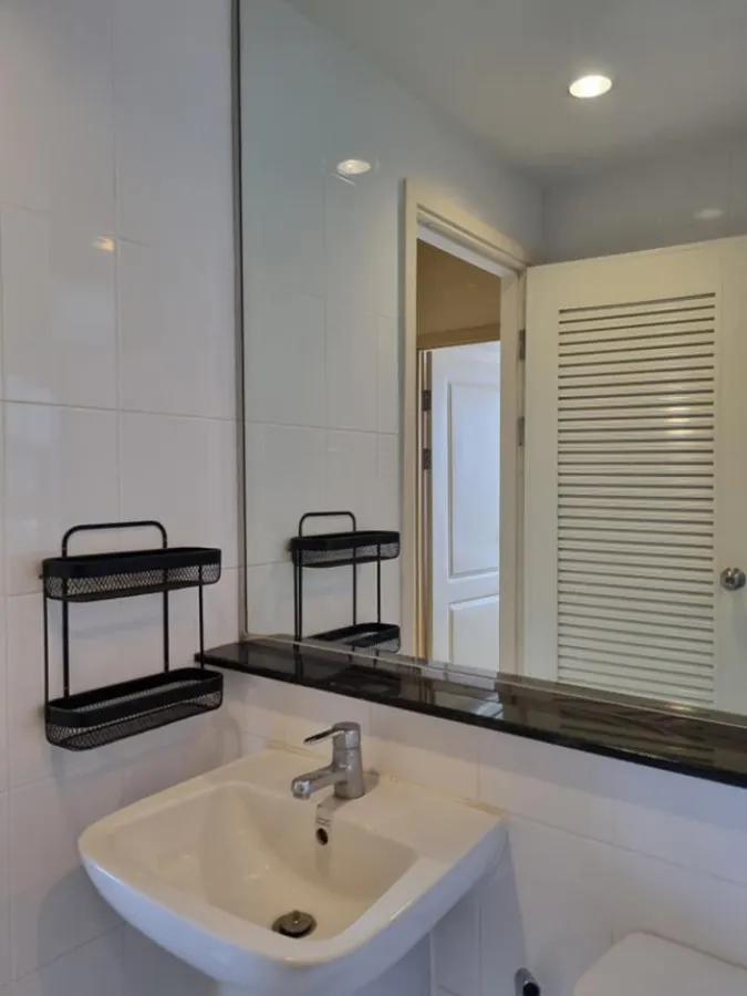 Condo for rent, the tree Bang Pho Station, 2 bedrooms, 2 bathrooms, great city view, can't miss it.